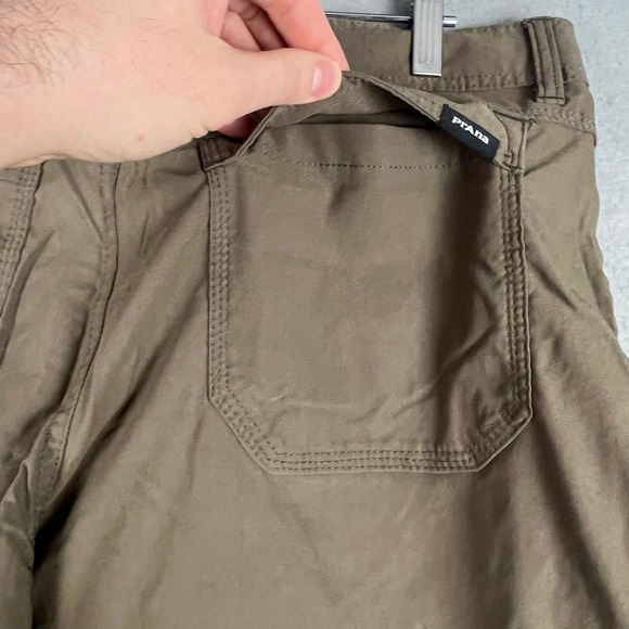 Prana Zion Mens Brown Hiking Shorts Stretch Nylon Cargo 36x8 Standard Fit - Picture 3 of 6